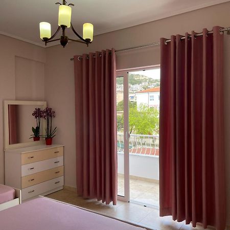 Linda Home Sarandë Eksteriør billede