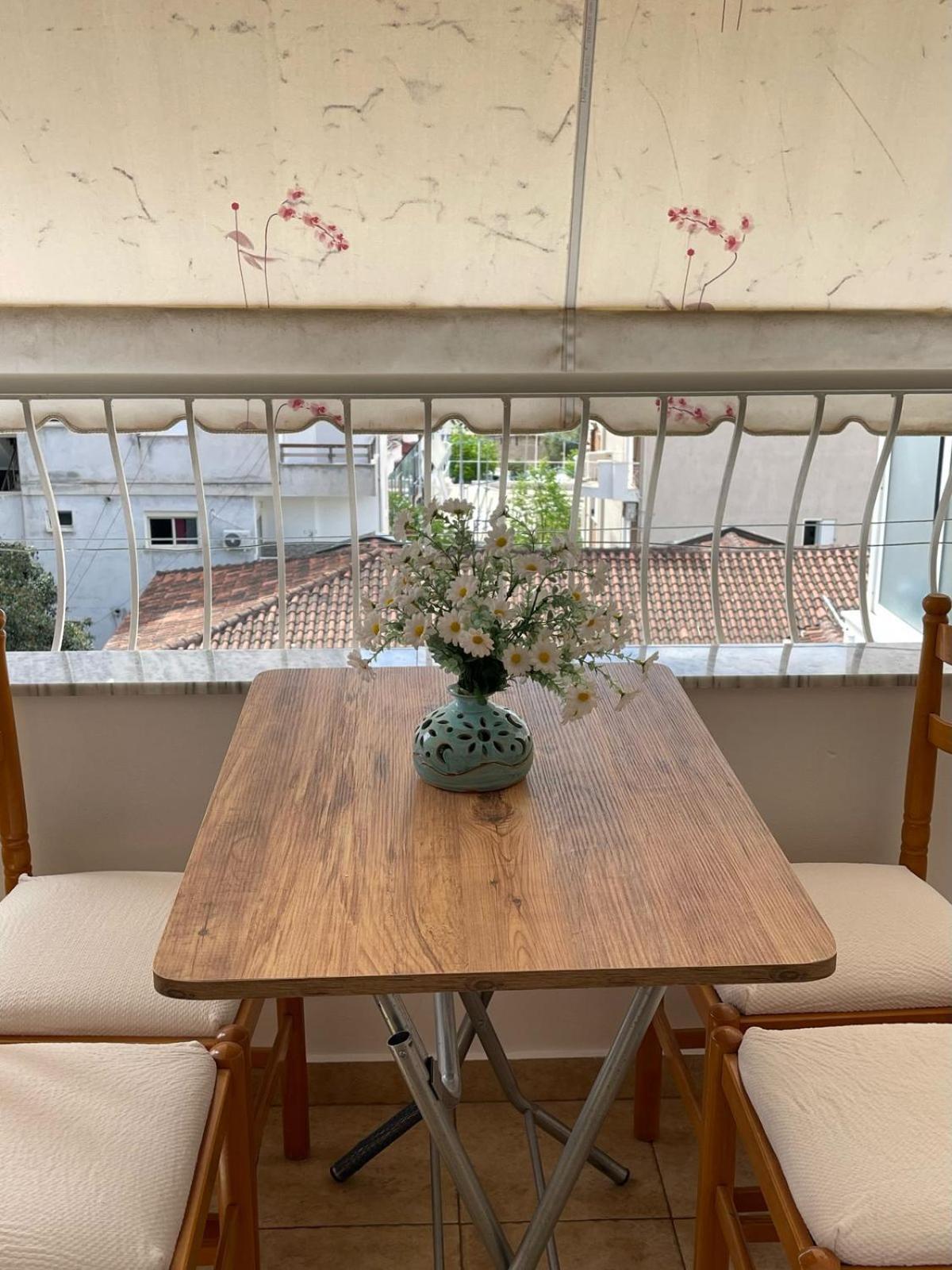 Linda Home Sarandë Eksteriør billede
